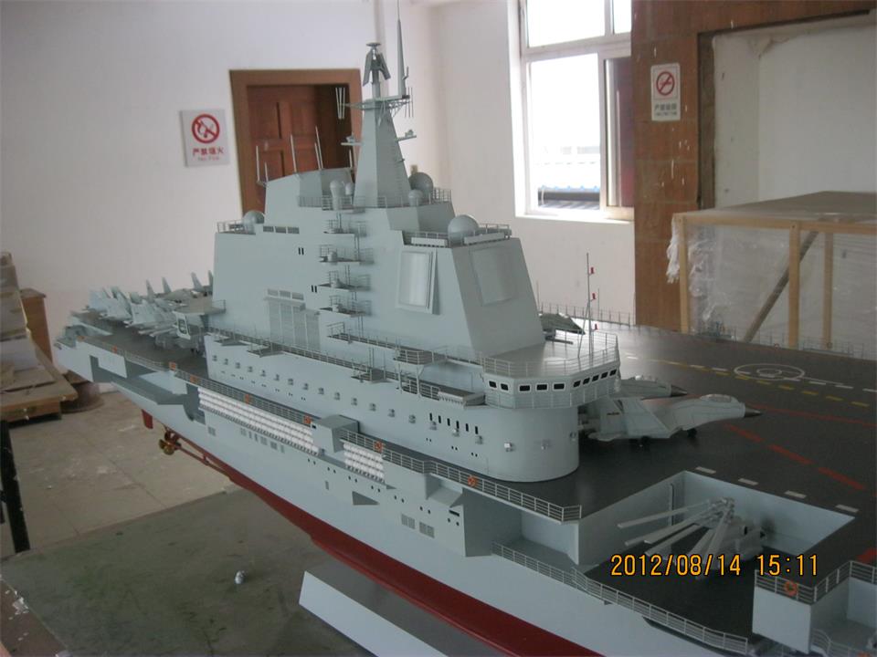 桂林辽宁舰模型
